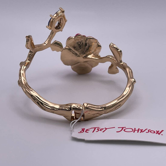 Betsey Johnson Rose Flower Faceted Crystal Hinged Bangle Bracelet Gold Tone NEW - Picture 3 of 9